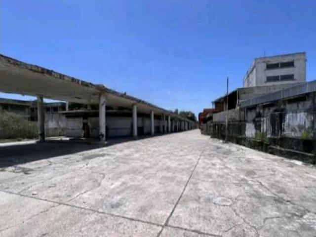 Terreno en venta Maiquetía 2.588 mts2 a pie de calle