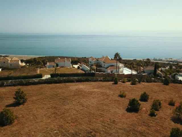 Terreno en venta Manilva