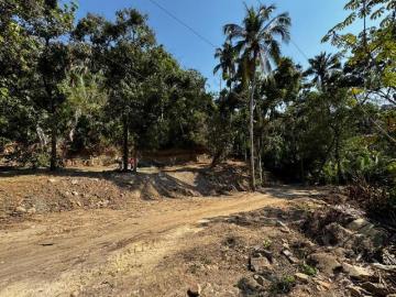 Terreno en Venta – Naturaleza, Seguridad y Ubicación a Minutos del Mar, 1,728.17 m²