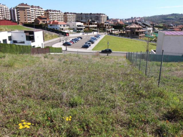 Terreno en venta Oviedo