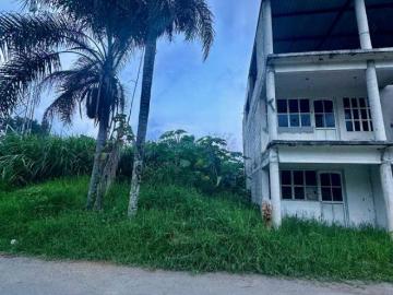 Terreno en Venta a 50 mts de avenida principal $982,800