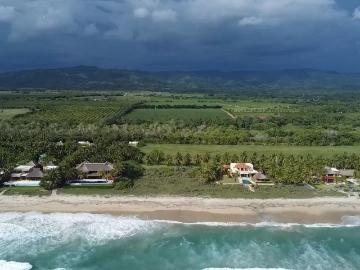 TERRENO EN VENTA A PIE DE PLAYA, COLOTEPEC OAXACA