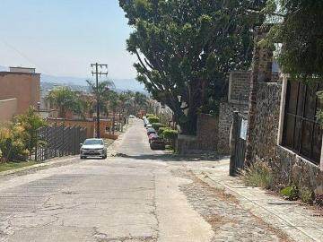 Terreno en Venta al Norte de Cuernavaca, Fracc. en Lomas Tzompantle