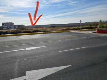 Terreno en venta al lado de la central de abastos, San Juan del Río