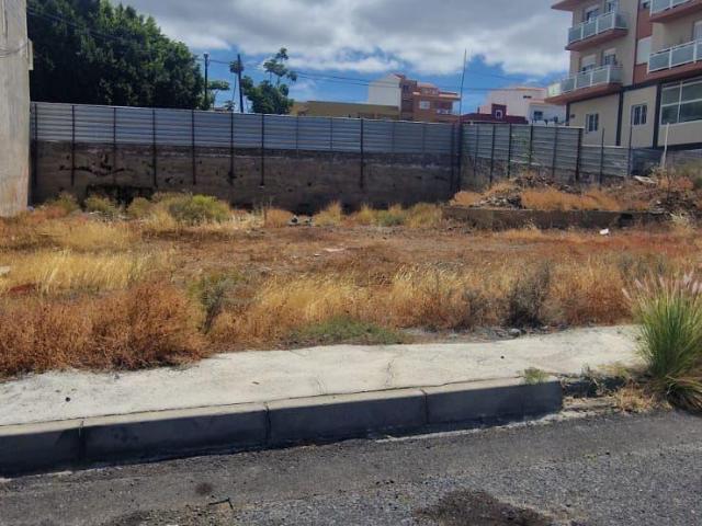Terreno en venta Arona