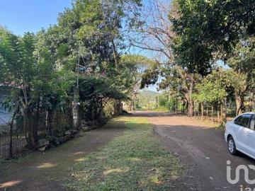 TERRENO EN VENTA, CALLE LAZARO CARDENAS #SN CONGREGACION SIHUAPAN, MPIO. SAN ANDRES TUXTLA, VER