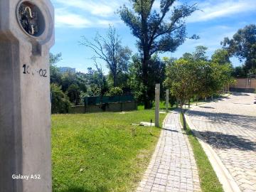 Terreno en venta, casa club con alberca, 1KM de centro comercial, Lomas de Angel?polis, Puebla