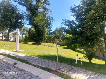 Terreno en venta, casa club con alberca, 1KM de centro comercial, Lomas de Angel?polis, Puebla