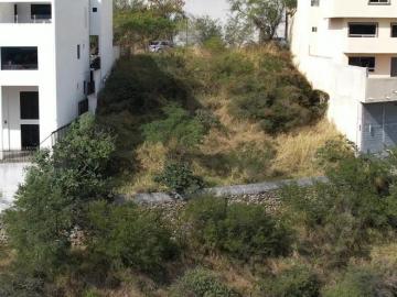 Terreno en Venta – Carretera Nacional