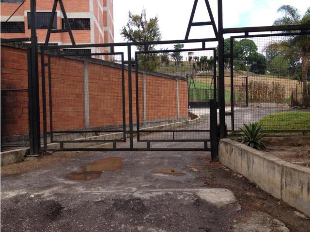 Terreno en venta de 66.280m² Urb Parque El Retiro San Antonio