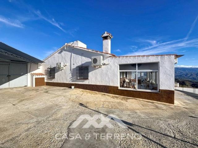 Terreno en Venta en Macharaviaya