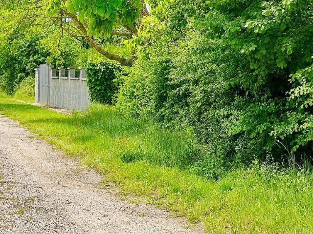 Terreno en venta en Maià de Montcal, de 635 m² por 42.000