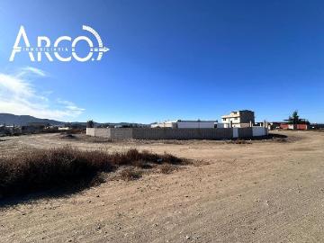 TERRENO EN VENTA EN MANEADERO 200 M2