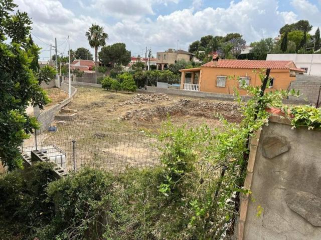 Terreno en Venta en Manises