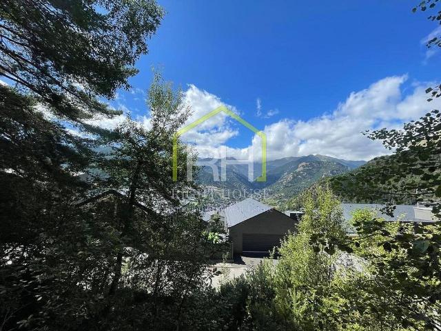 Terreno en venta en L'Aldosa de la Massana Anyós, de 400 m² por 760.000
