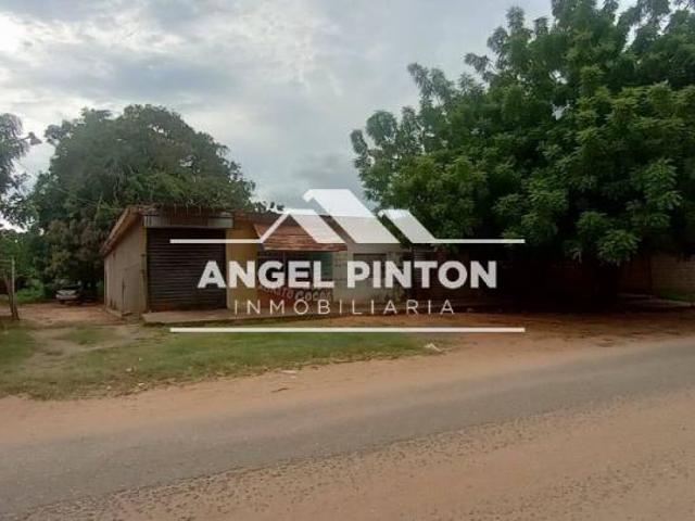 Terreno en Venta en Maracaibo Zulia 300 m2