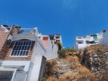 Terreno en venta en Milenio III, descendente y sobre calle