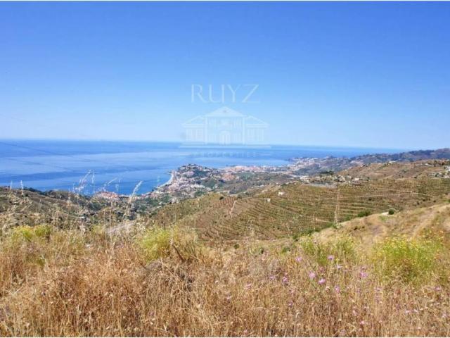Terreno en Venta en Molvízar
