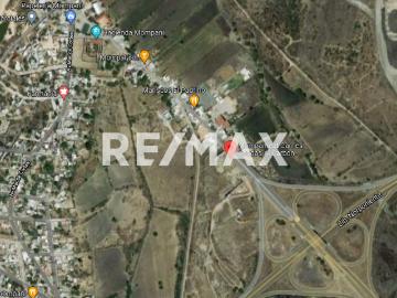TERRENO EN VENTA EN MOMPANÍ