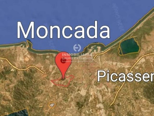 Terreno en Venta en Moncada