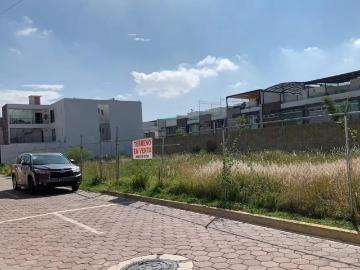 VENTA de Lote de Terreno en Privada Residencial en Morillotla con calle Adoquínada. Con SERVICIOS M