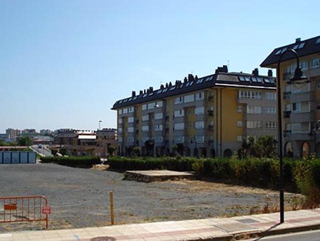 Terreno en venta en Narón
