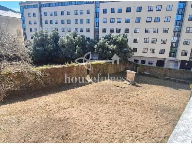 Terreno en Venta en Narón