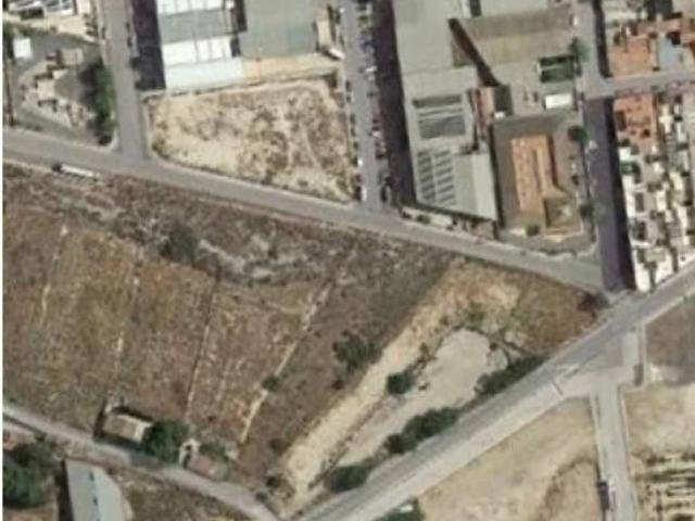Terreno en Venta en Novelda