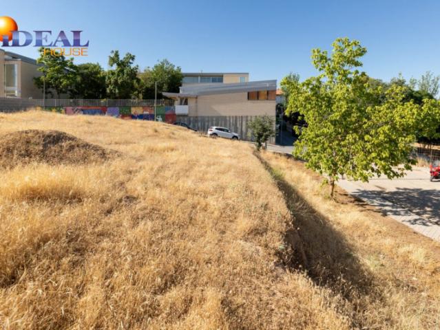 Terreno en venta en Otura, Instituto
