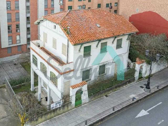 Terreno en Venta en Oviedo