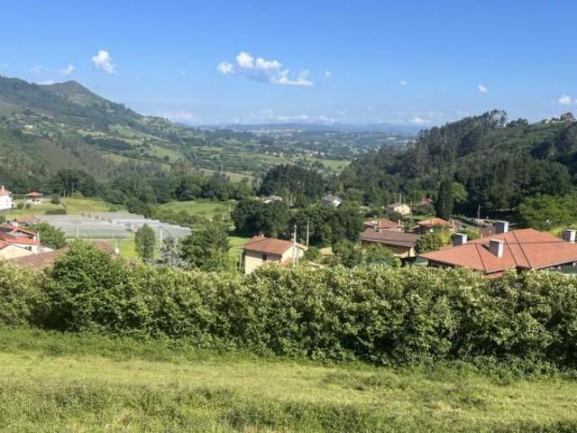 Terreno en venta en Oviedo, Escamplero