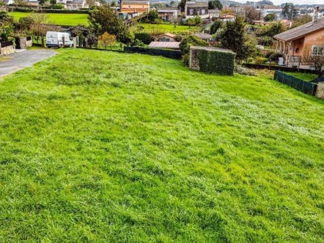 Terreno en venta en Oleiros, Oleiros