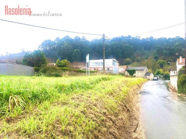 Terreno en venta en Oleiros