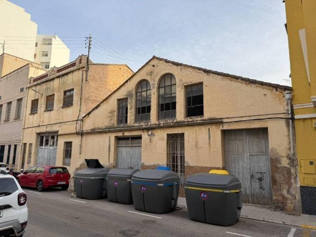 Terreno en Venta en Oliva