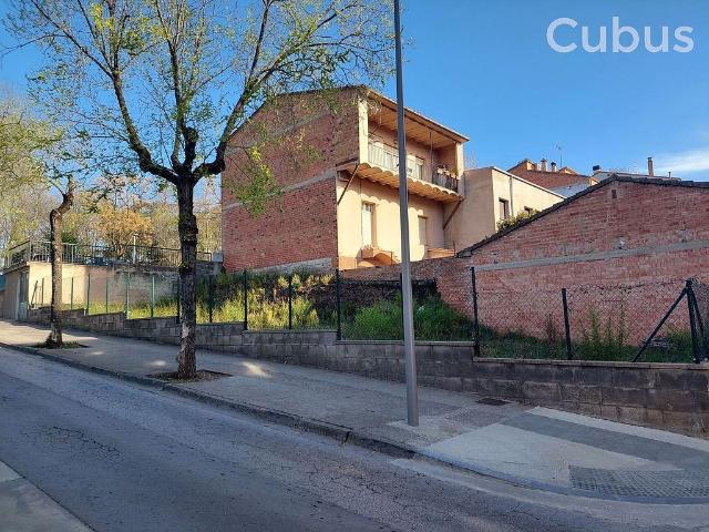 Terreno en venta en Olot, de 218 m² por 150.000
