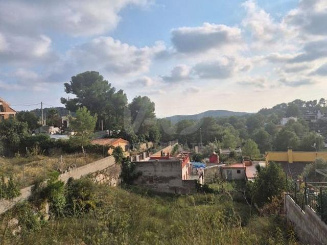 Terreno en venta en avenida D'andalusia, Canyelles, de 606 m² por 45.000