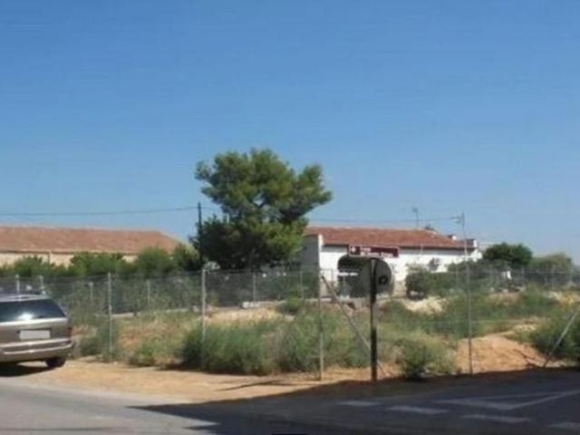 Terreno en venta en avenida De Sant Pere, Lleida, de 1.593 m² por 156.000