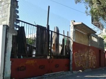 Terreno en venta en Avenida Emiliano Zapata. Colonia Portales Oriente