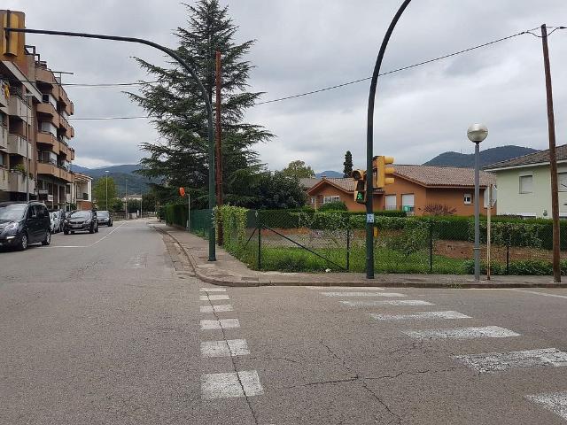 Terreno en venta en avenida Pla de Dalt, Olot, de 415 m² por 160.000