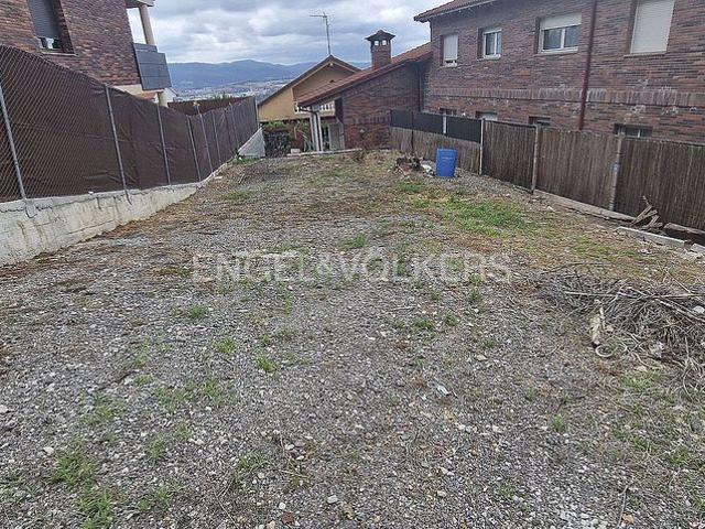 Terreno en venta en Abrera, de 224 m² por 95.000