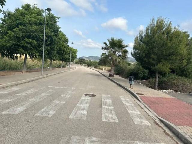 Terreno en Venta en Ador