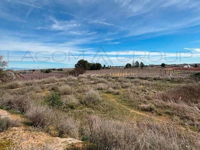 Terreno en venta en Albatàrrec, de 1.800 m² por 120.000