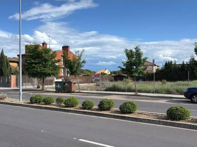 Terreno en Venta en Aldeamayor de San Martín