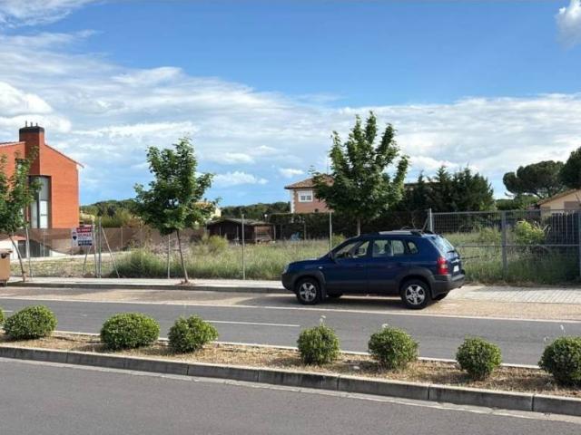 Terreno en Venta en Aldeamayor de San Martín