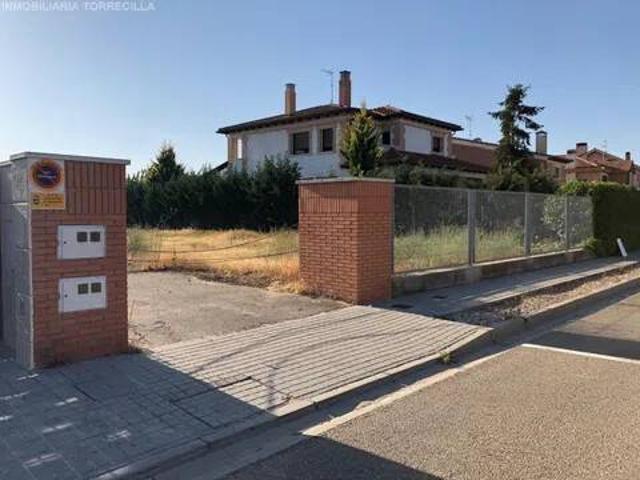 Terreno en Venta en Aldeamayor de San Martín