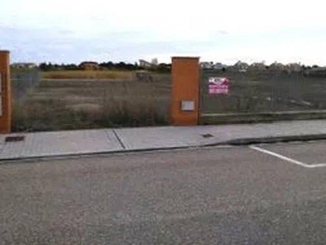 Terreno en Venta en Aldeamayor de San Martín