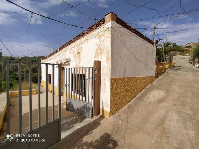 Terreno en venta en Alhama de Almería