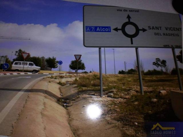 Terreno en Venta en Alicante Alacant