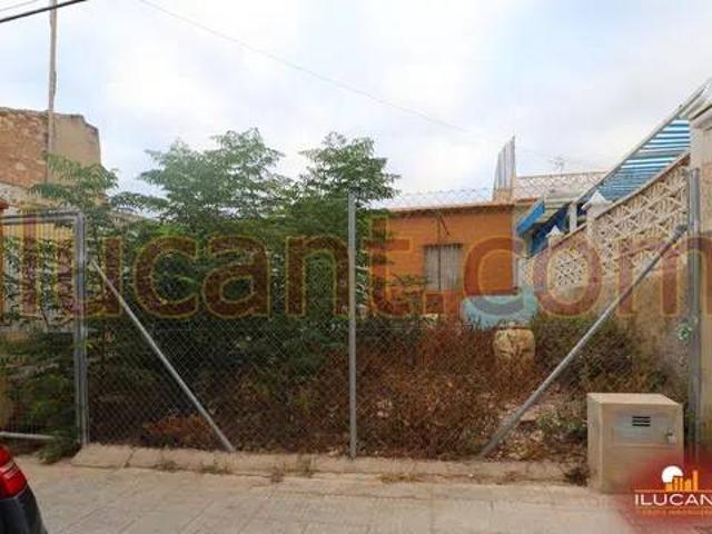Terreno en Venta en Alicante Alacant