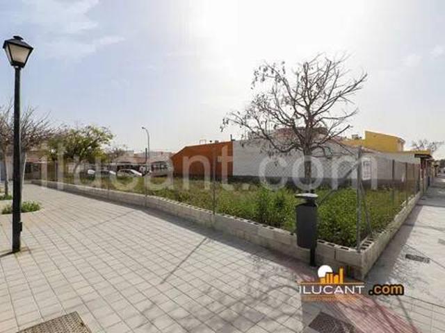 Terreno en Venta en Alicante Alacant